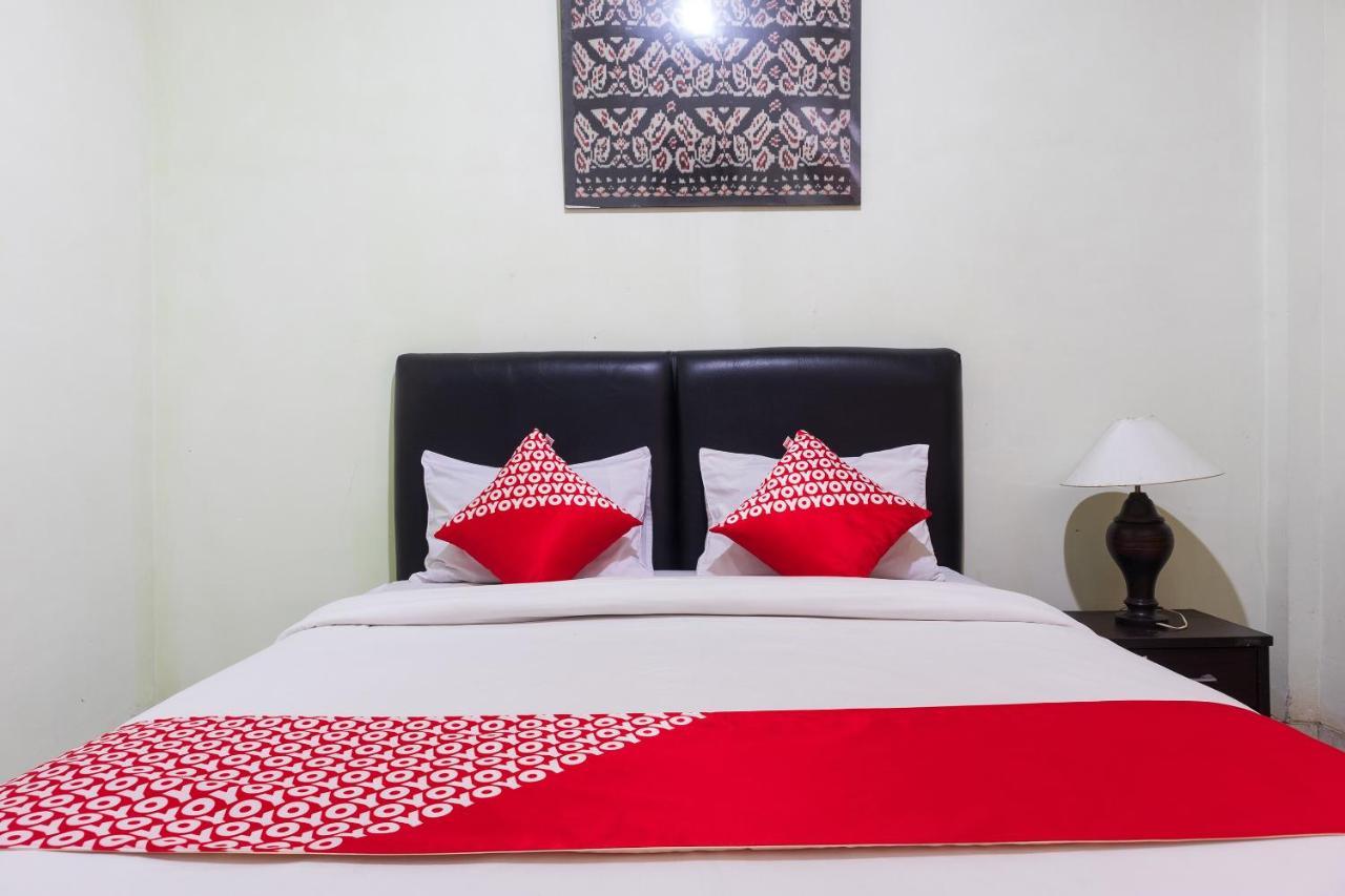 Super Oyo 1682 Greenia Hotel Kupang  Exterior photo