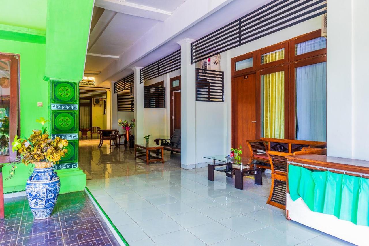 Super Oyo 1682 Greenia Hotel Kupang  Exterior photo