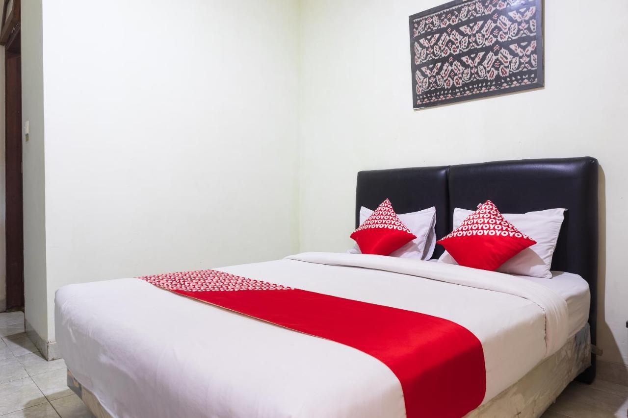 Super Oyo 1682 Greenia Hotel Kupang  Exterior photo